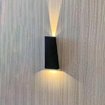 Фасадный светильник Arte lamp COMETA A1524AL-1BK