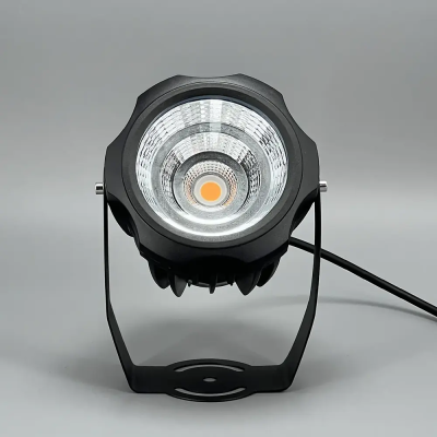 Компактный светодиодный прожектор,  G5530 LED 30W 24° 