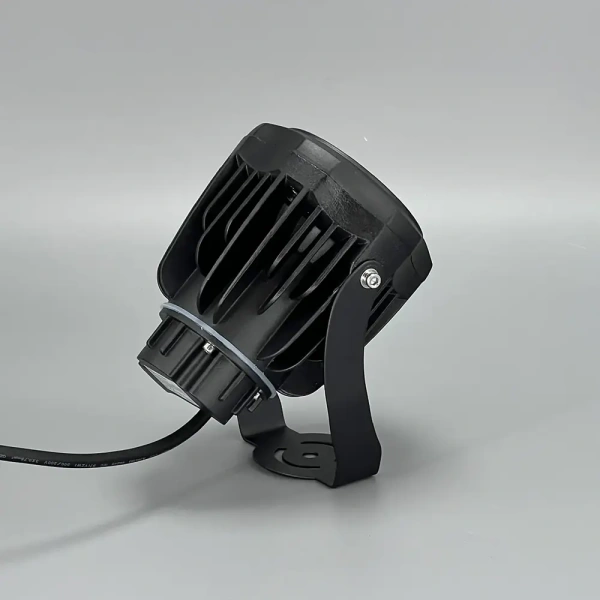 Компактный светодиодный прожектор,  G5520 LED 20W 