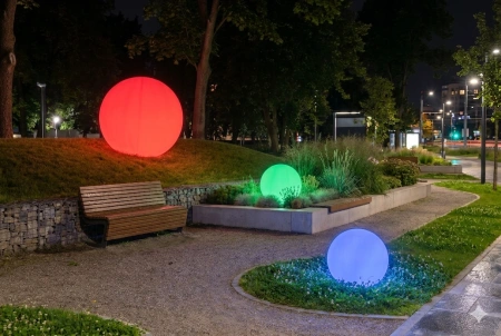 Уличный шар-светильник Moonlight 220 V 120 см RGB