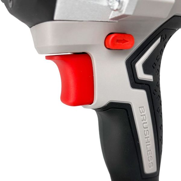 Аккумуляторный ударный гайковерт CROWN CT22062HX