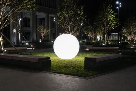 Уличный шар-светильник Moonlight 220 V 120 см white