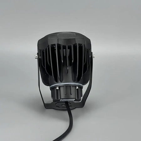 Компактный светодиодный прожектор,  G5520 LED 20W 