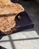 Стол из капового тополя со смолой по краю