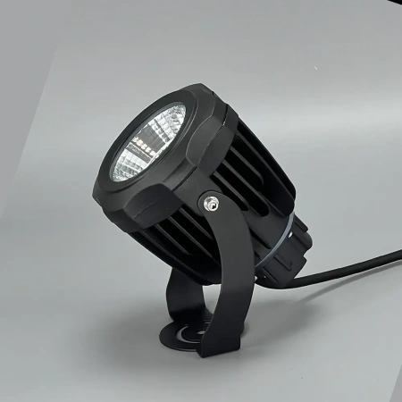 Компактный светодиодный прожектор,  G5520 LED 20W 