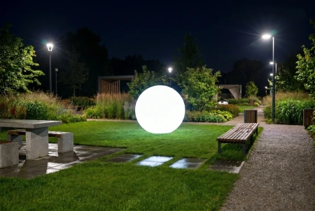 Уличный шар-светильник Moonlight 220 V 120 см white