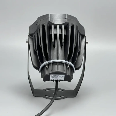 Компактный светодиодный прожектор,  G5530 LED 30W 24° 