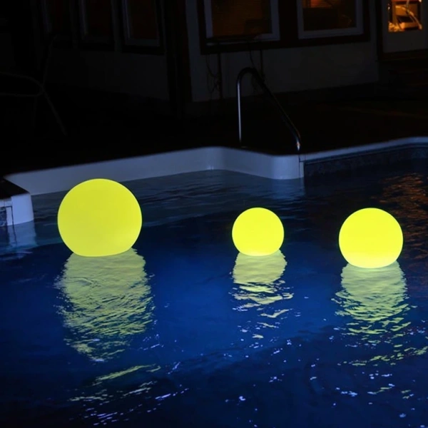 Плавающий шар-светильник Moonlight 20 см RGB Accum