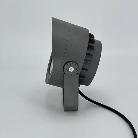 Компактный светодиодный прожектор, G5624 LED 24W 15° 