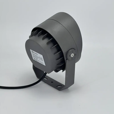 Компактный светодиодный прожектор, G5624 LED 24W 15° 