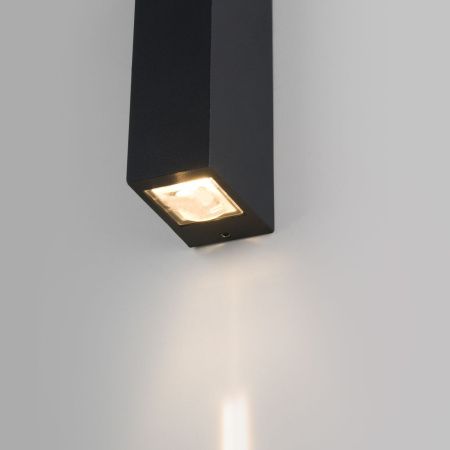 Уличный настенный светильник Elektrostandard Blaze 35136/W 3000K
