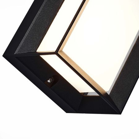 Уличный настенный светильник ST Luce Кубиста SL077.411.01
