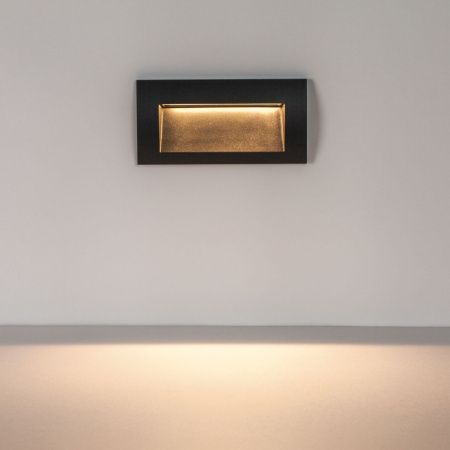 383572 Светильник ESTRA LED 5W 200LM 120G ЧЕРНЫЙ 3000K IP55