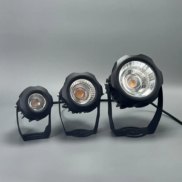 Компактный светодиодный прожектор,  G5520 LED 20W 